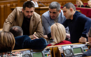 "Довіра", "За майбутнє", "Голос" чи "Батьківщина": хто найбільший друг монобільшості?