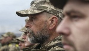 Это возможно сделать, - Загороднюк о переходе на контрактную армию