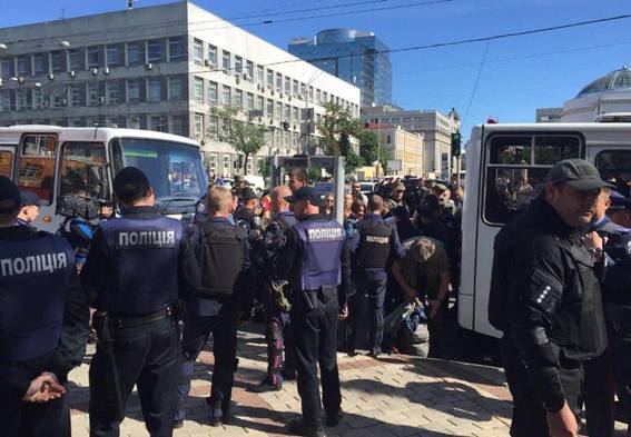 киев марш полиция лгбт