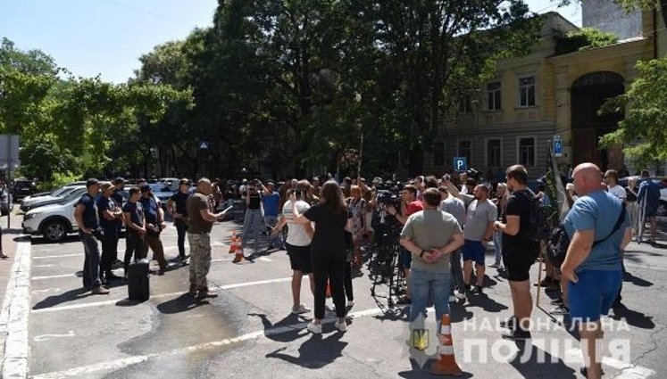 Участник АТО утверждает, что его избили полицейские - ветераны вышли на акцию протеста в Одессе. ФОТО