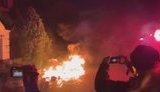Активісти "Нацкорпусу" закидали фаєрами будинок Гладковського. ВIДЕО