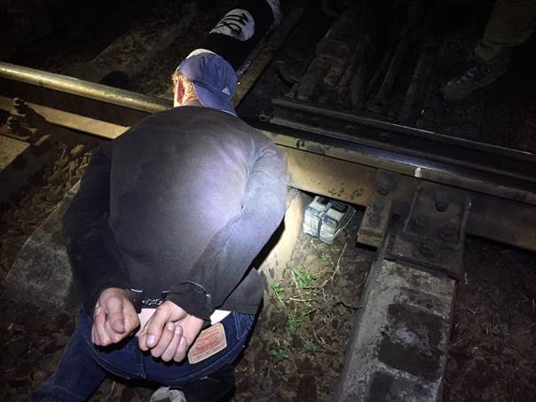 задержание взрывчатка бомба дорога железная