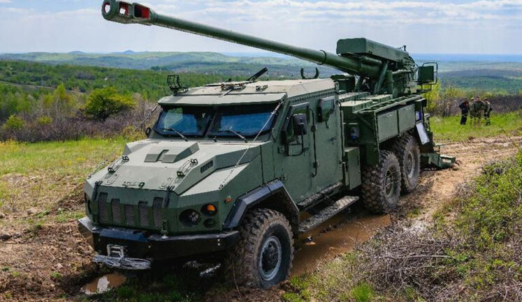 Более 40% всего оружия, которое применяется на фронте, произведено в Украине, - Зеленский