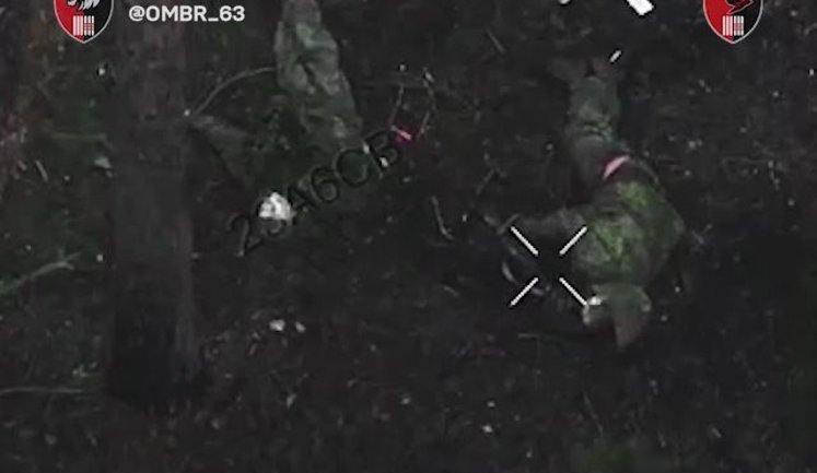 Один окупант вистрілив собі в голову, інший підірвав на собі гранату: бойова робота бійців 63-ї ОМБр. ВIДЕО