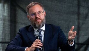 Советник Орбана: Венгрия никогда не просила Украину воевать с Россией от нашего имени