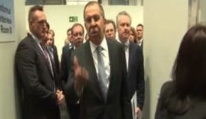 "Вот ду ю вонт, а? Дебилы", - глава российского МИДа Лавров обращается к журналистам. ВИДЕО