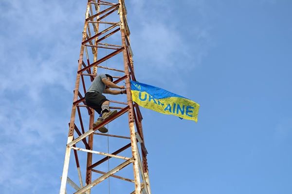 Десантник Валерій Ананьєв: За 68 днів я пройшов по Франції та Іспанії 1811 кілометрів. Зустрічав і німців, і поляків, і американців, і жодного росіянина, хоча мені казали, що їх там бачили 03 Десантник Валерій Ананьєв: За 68 днів я пройшов по Франції та Іспанії 1811 кілометрів. Зустрічав і німців, і поляків, і американців, і жодного росіянина, хоча мені казали, що їх там бачили 03