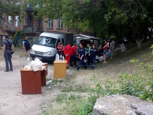 Вибух будинку в Києві: рятувальники завершили роботи, встановлено розпірки для запобігання подальшому обвалу, - ДСНС 10