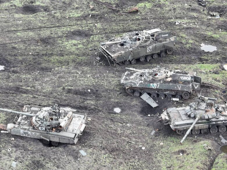ЗСУ тримають позиції під Вугледаром і не дають росіянам наблизитися до Авдіївки, - оперативне угруповання Таврія 01