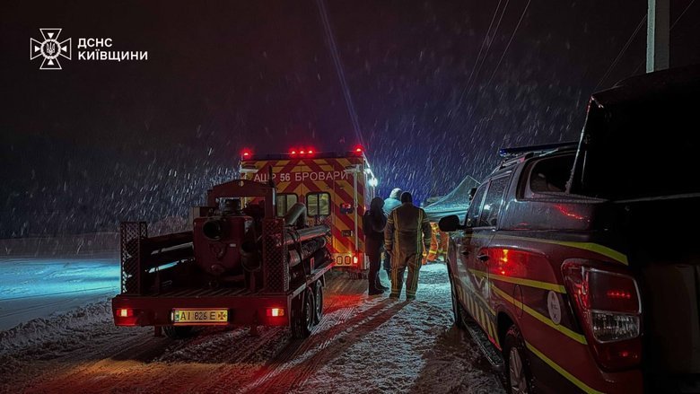 Ночная атака БПЛА: в Яготине вспыхнул пожар на складе