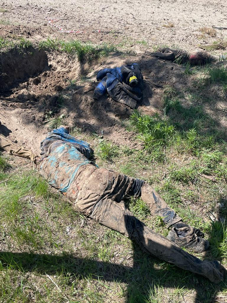 Russians shot three civilians in head. Crimes of Russian army continue to be documented in Kyiv region. 02 Russians shot three civilians in head. Crimes of Russian army continue to be documented in Kyiv region. 02