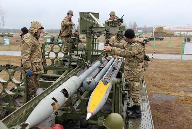 учения техника военнослужащие
