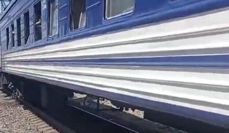 "Укрзалізниця" з 19 серпня призначає ще два поїзди з Києва до Івано-Франківська. Який графік руху?