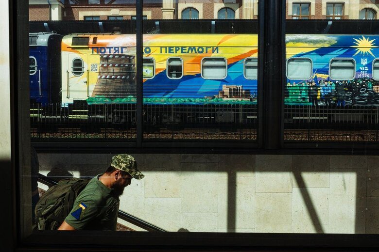 День людей с железной смелостью: президент Зеленский поздравил железнодорожников 01 День людей с железной смелостью: президент Зеленский поздравил железнодорожников 01