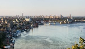 Киевский речной порт решил ликвидировать два филиала из-за их убыточности