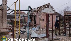 Доба на Херсонщині: 3 людини загинули, ще 10 - дістали поранення. Через ранкові обстріли постраждали двоє людей. ФОТОрепортаж