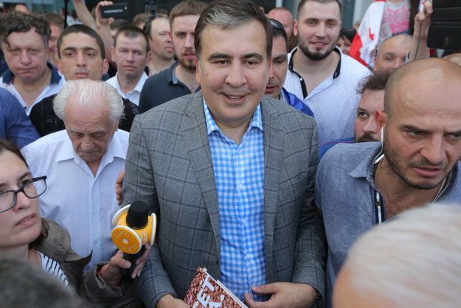 Саакашвили прилетел в Украину 09