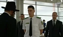 My surname is Mindich