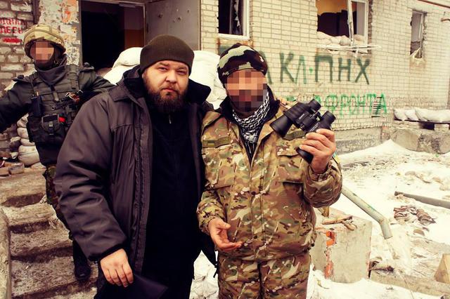 волонтер