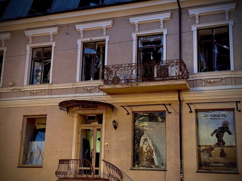 Одеса: пошкоджено житло, постраждали люди після обстрілу