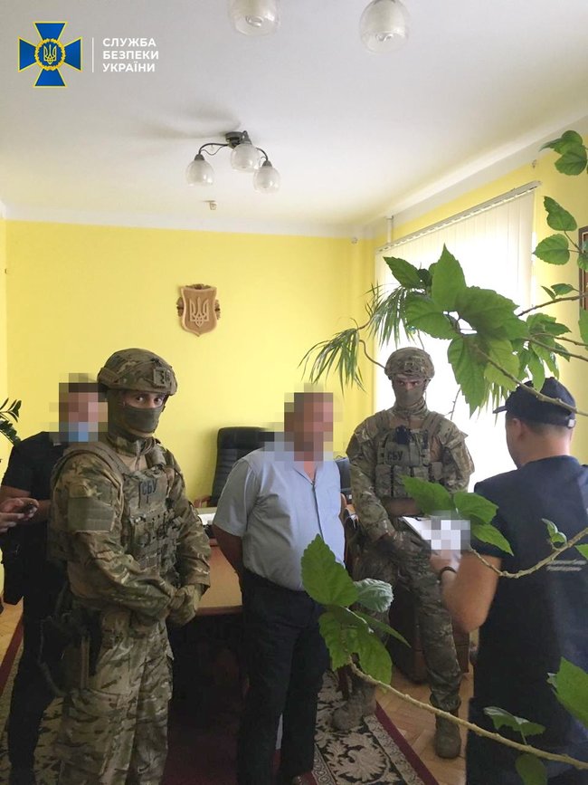 СБУ задержала главного налогового инспектора Тернополя 03