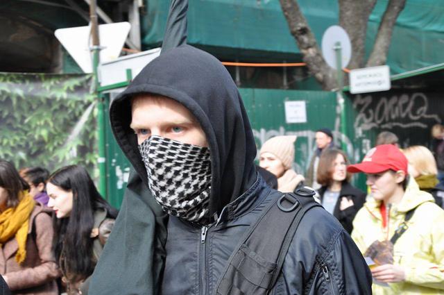 Police detains attackers of feminist rally held in downtown Kyiv 07 Police detains attackers of feminist rally held in downtown Kyiv 07