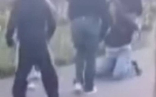 У Польщі дорослі чоловіки побили 14-річного підлітка з України