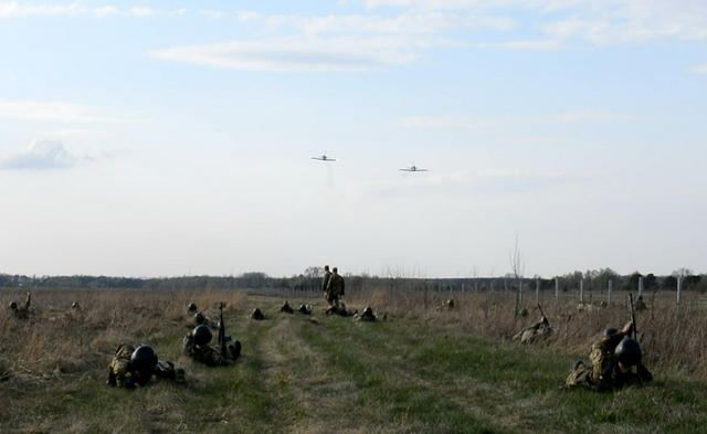 На Гончарівському полігоні відбулися навчання з участю бригади тактичної авіації Повітряного командування Центр 05