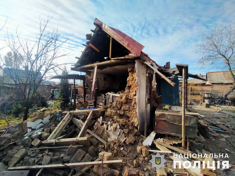 Росіяни обстріляли 15 населених пунктів Донеччини. Є загиблі та поранені 03