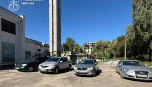 Гуманитарные автомобили продавали через автоплощадку: суд постановил передать четыре машины ВСУ
