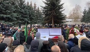 Кернеса похоронили в Харькове. ВИДЕО+ФОТОрепортаж