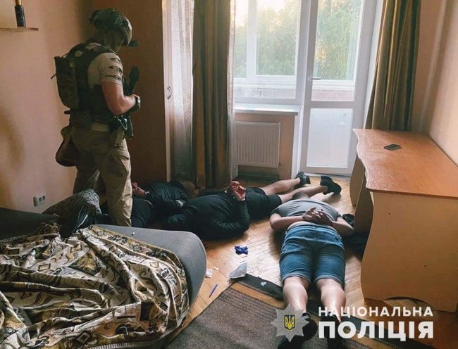 Банда рэкетиров задержана на Прикарпатье, - Нацполиция 01