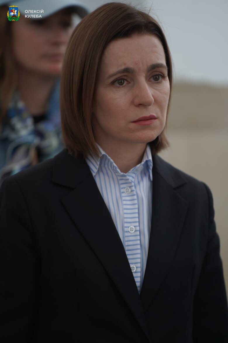 Президент Молдовы Санду посетила Бородянку, Бучу и Ирпень 03 Президент Молдовы Санду посетила Бородянку, Бучу и Ирпень 03