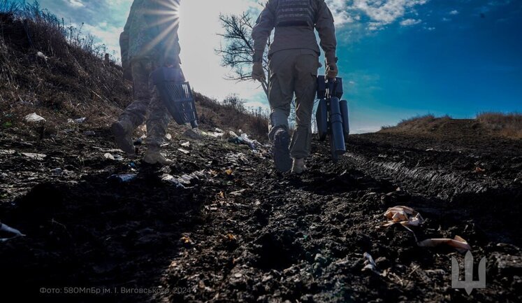 Ukrainian Armed Forces withdraw from Lastochkyne village near Avdiivka - OSGT "Tavria"
