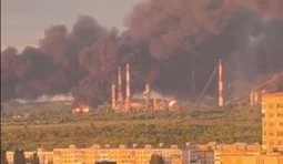 Уражено НПЗ у Саратові