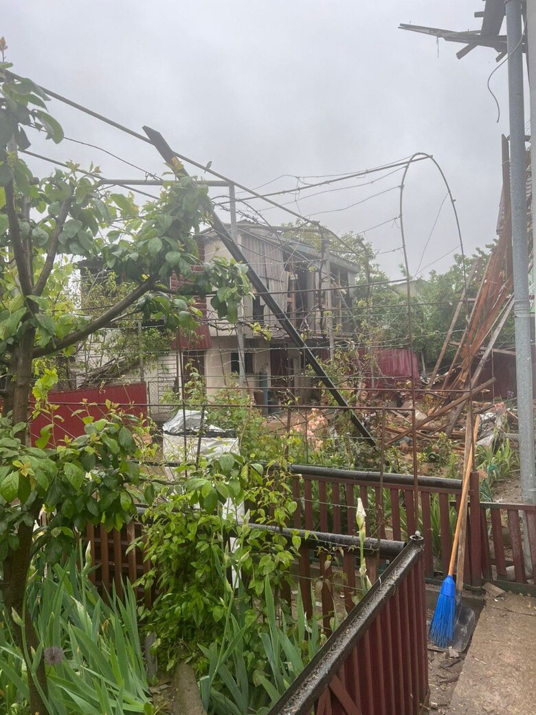 Consequences of shelling in the Khmelnytskyi region on 26 May 2025