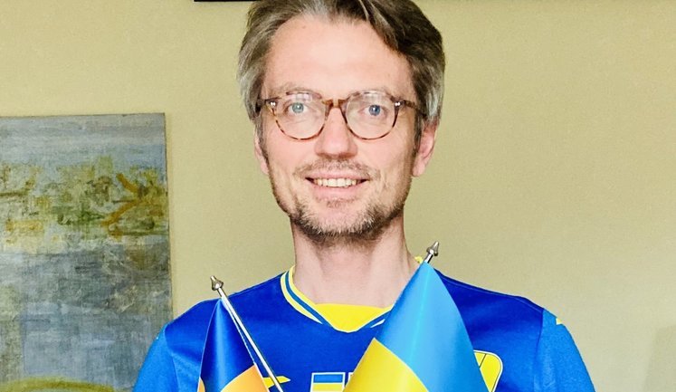 "Слава Україні, Героям слава!": Посол Швеции Тиберг поздравил украинскую сборную с выходом в 1/4 финала Евро-2020