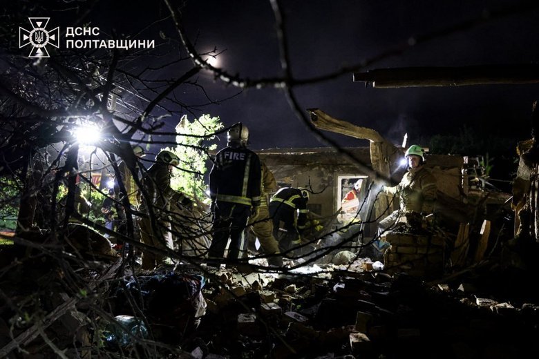 Полтавщина під ударом: зруйновано будинок, триває ліквідація наслідків