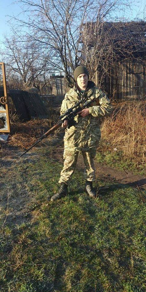 Воин 58-й ОМПБр Владимир Черненко погиб 3 марта в зоне ООС в результате обстрела со стороны наемников РФ 02