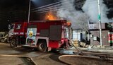 Ночью в Киеве горел продуктовый рынок, - ГСЧС. ФОТОрепортаж