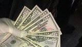 На Тернопольщине при получении 400 долларов взятки задержан патрульный, - прокуратура. ФОТО