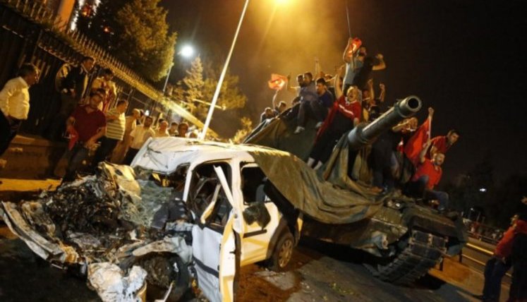 Coup d'etat attempt in Turkey. PHOTOS