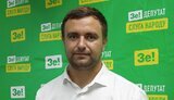 "Слуга народу" Ковальов на Мерседесі майже за $100 тисяч на величезній швидкості влетів у фуру та отримав черепно-мозкову травму. ВІДЕО+ФОТОрепортаж