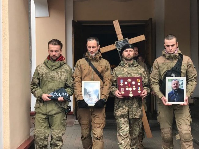 Ивано-Франковск простился с капелланом-парамедиком Госпитальеров Сергеем Морозом 03