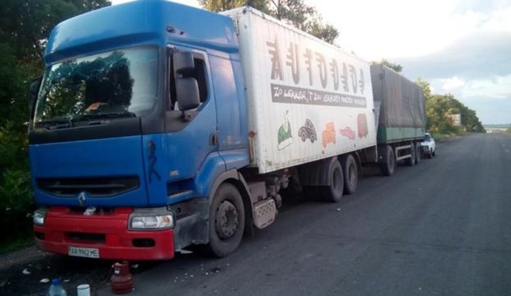 Tax police arrested 20 trucks with goods smuggled for "DPR"
