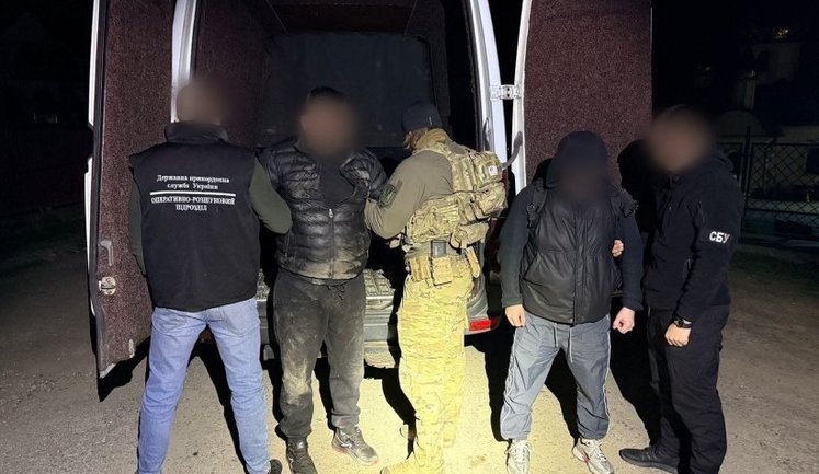 Два канала незаконной переправки людей через границу ликвидировали пограничники. ФОТОрепортаж