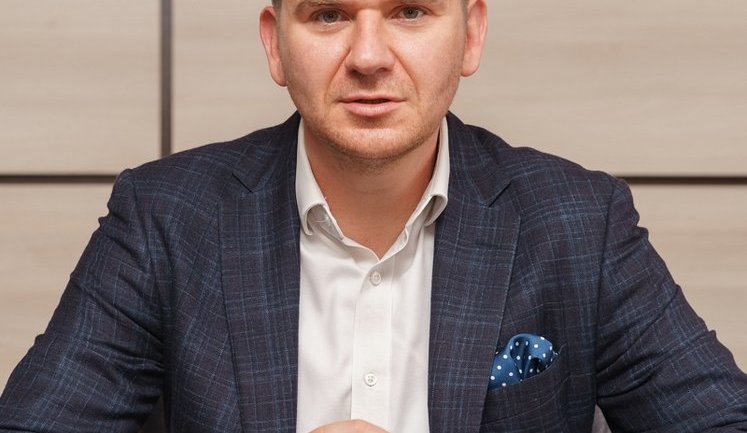 Кабмин уволил главу Агентства инфраструктурных проектов