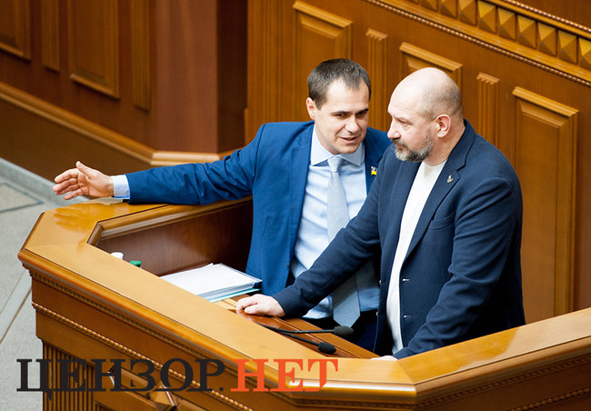 Розмова Ляшка і Воропаєва, нарада Батьківщини, бесіда Кононенка і Москаленка та Рибчинський, який вивчає акаунт Чудновського, - день роботи Ради 8 листопада 01