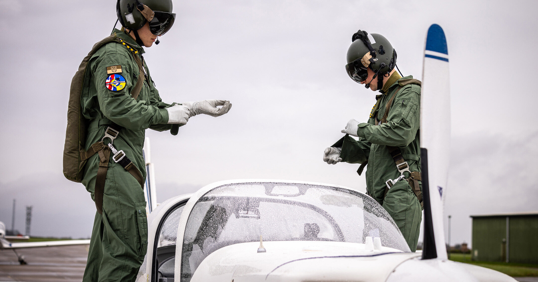 Фото випуску українських пілотів F-16 | Цензор.НЕТ