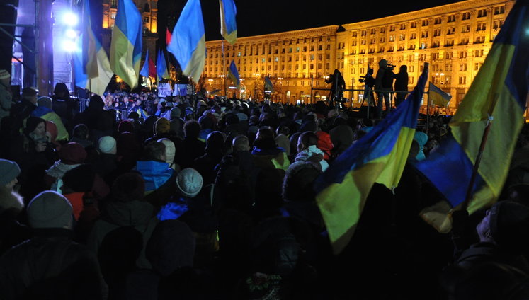 Участники Вече "У нас є гідність!", состоявшегося 21 ноября в Киеве, озвучили 10 требований власти